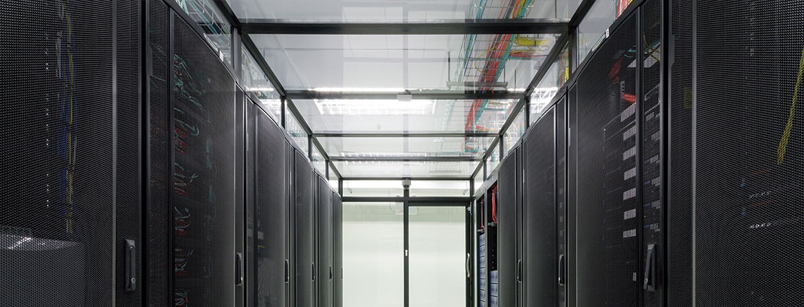 Cerramientos para pasillos fríos o calientes en CPD 